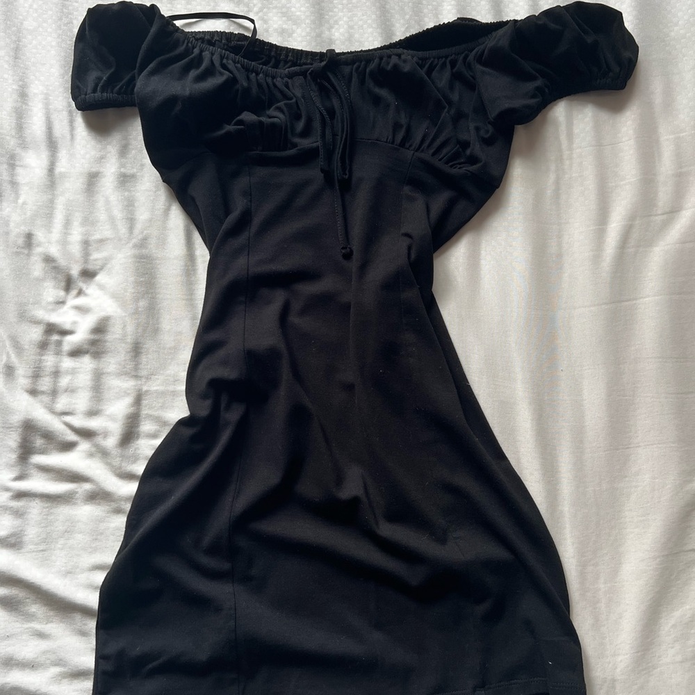 black mini dress